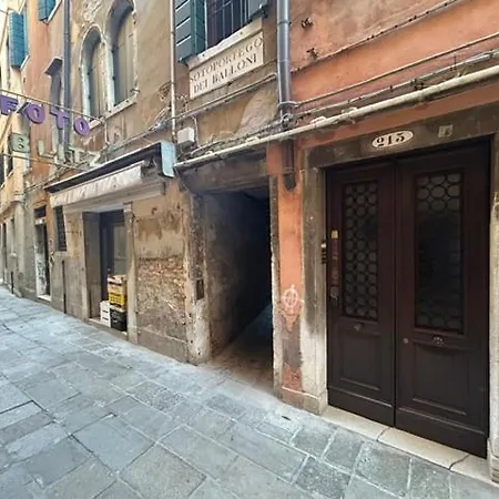 Ca' Tra Le Nuvole * Venise
