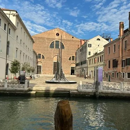 Ca' Tra Le Nuvole *